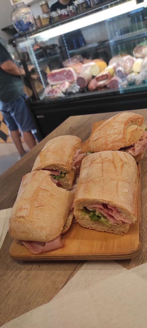 Salumeria Gastronomia O'Furnar