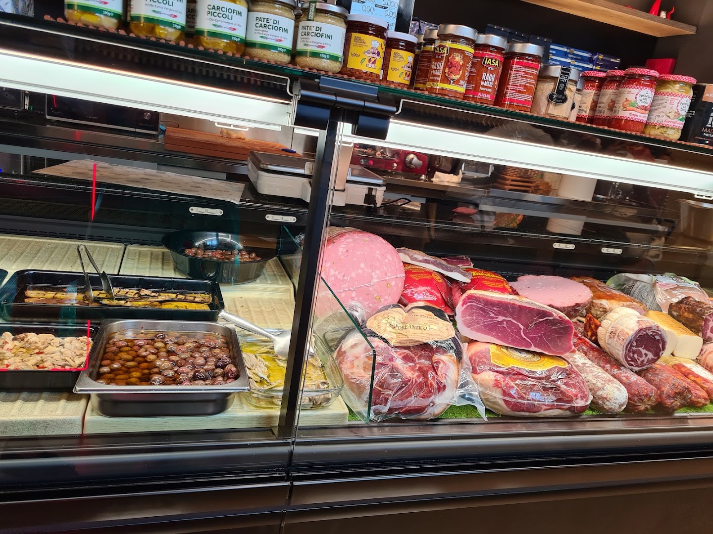 Salumeria Gastronomia O'Furnar