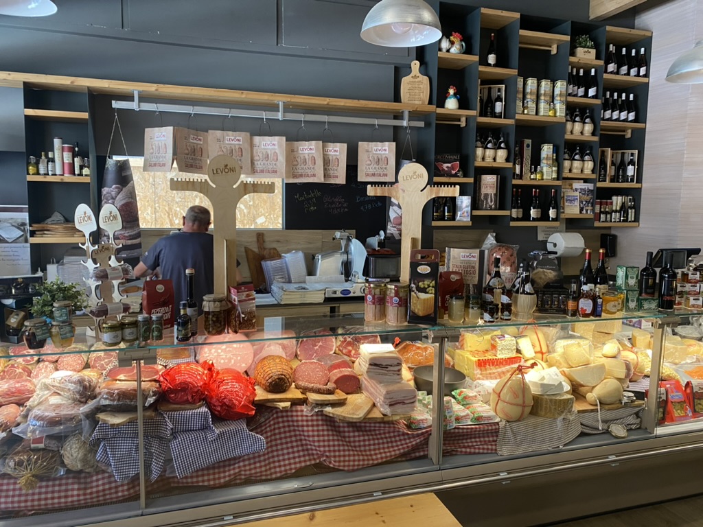 Salumeria Selezionata Levoni N°69
