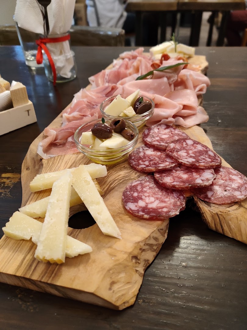 Salumeria Taggiasca
