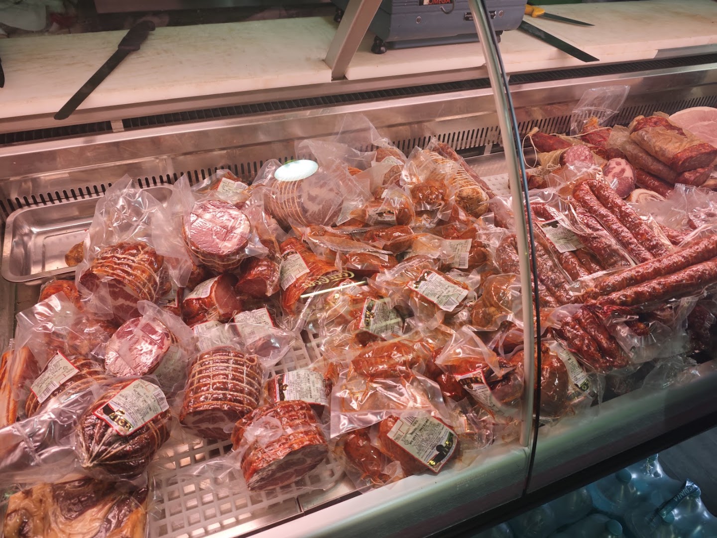 Salumi Calabresi - F.R.A. s.r.l.