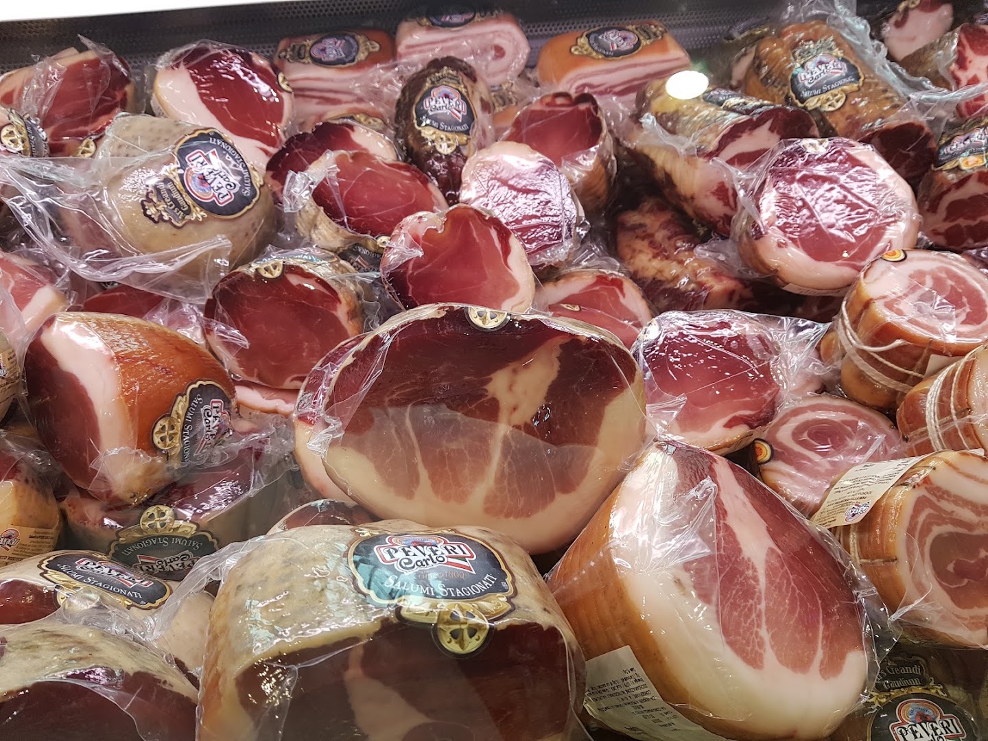 Salumificio Peveri Carlo di Peveri Remo e Peveri Federica Sas