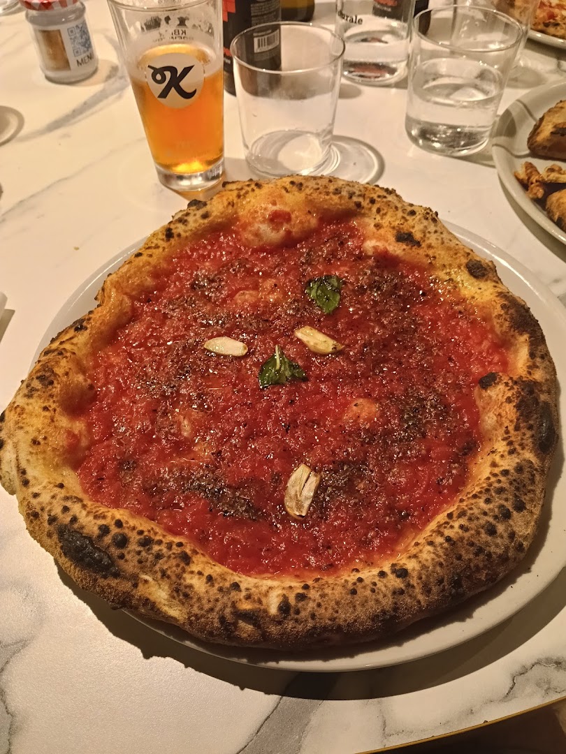 Salvatore Santucci Pizzeria