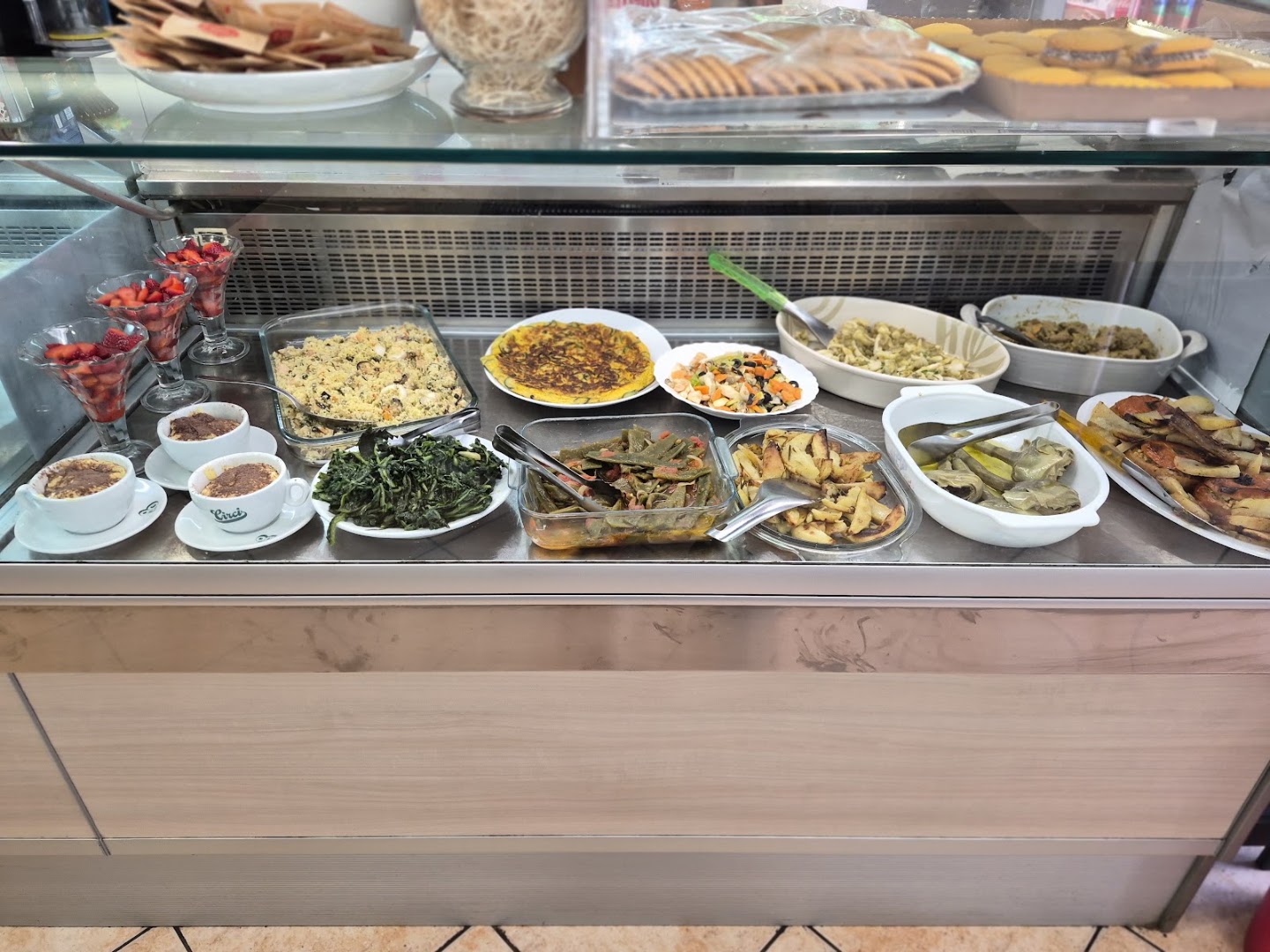 SALVATORI BAR