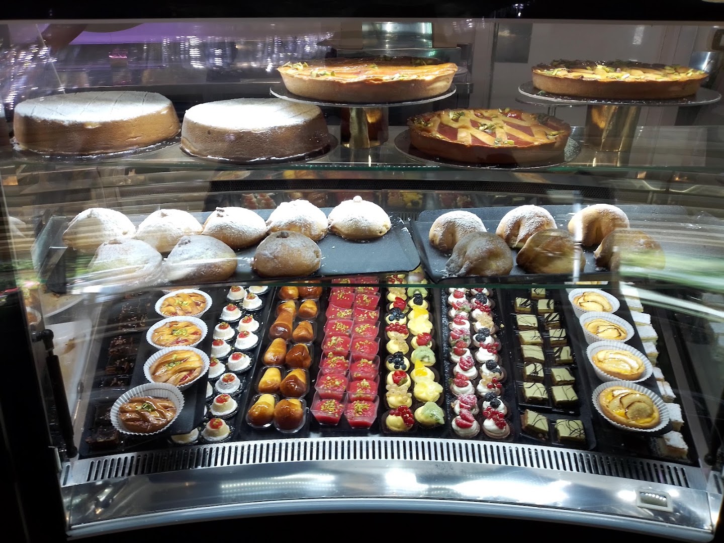 Salvo Albicocco Pasticcerie Viale Regione Siciliana