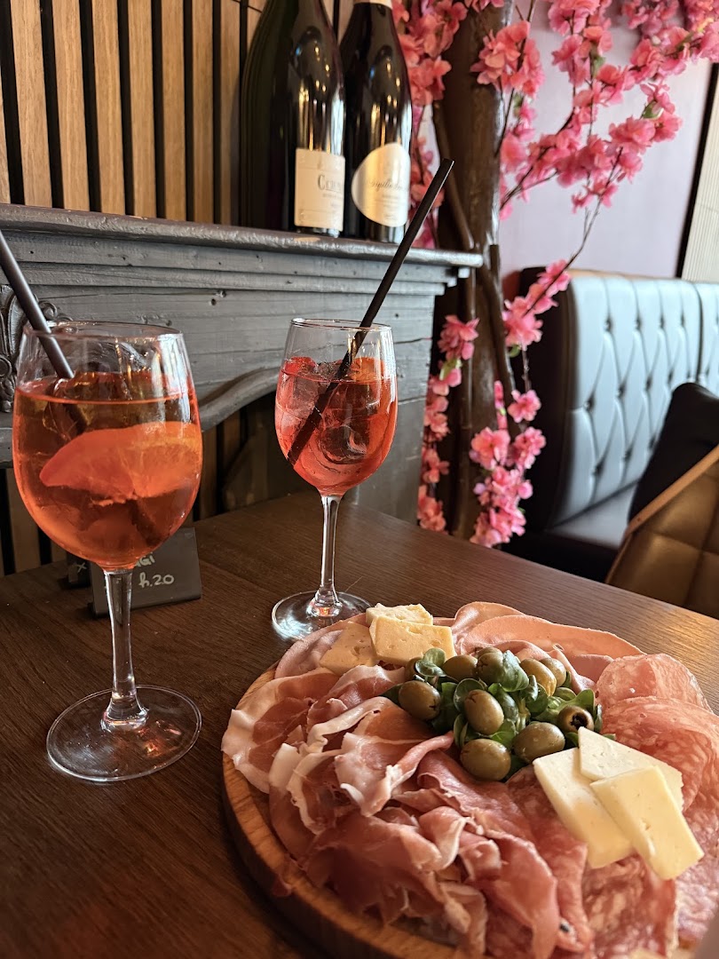 Sam Wine, Torino