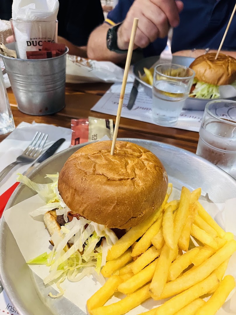 Sand Glass Pub