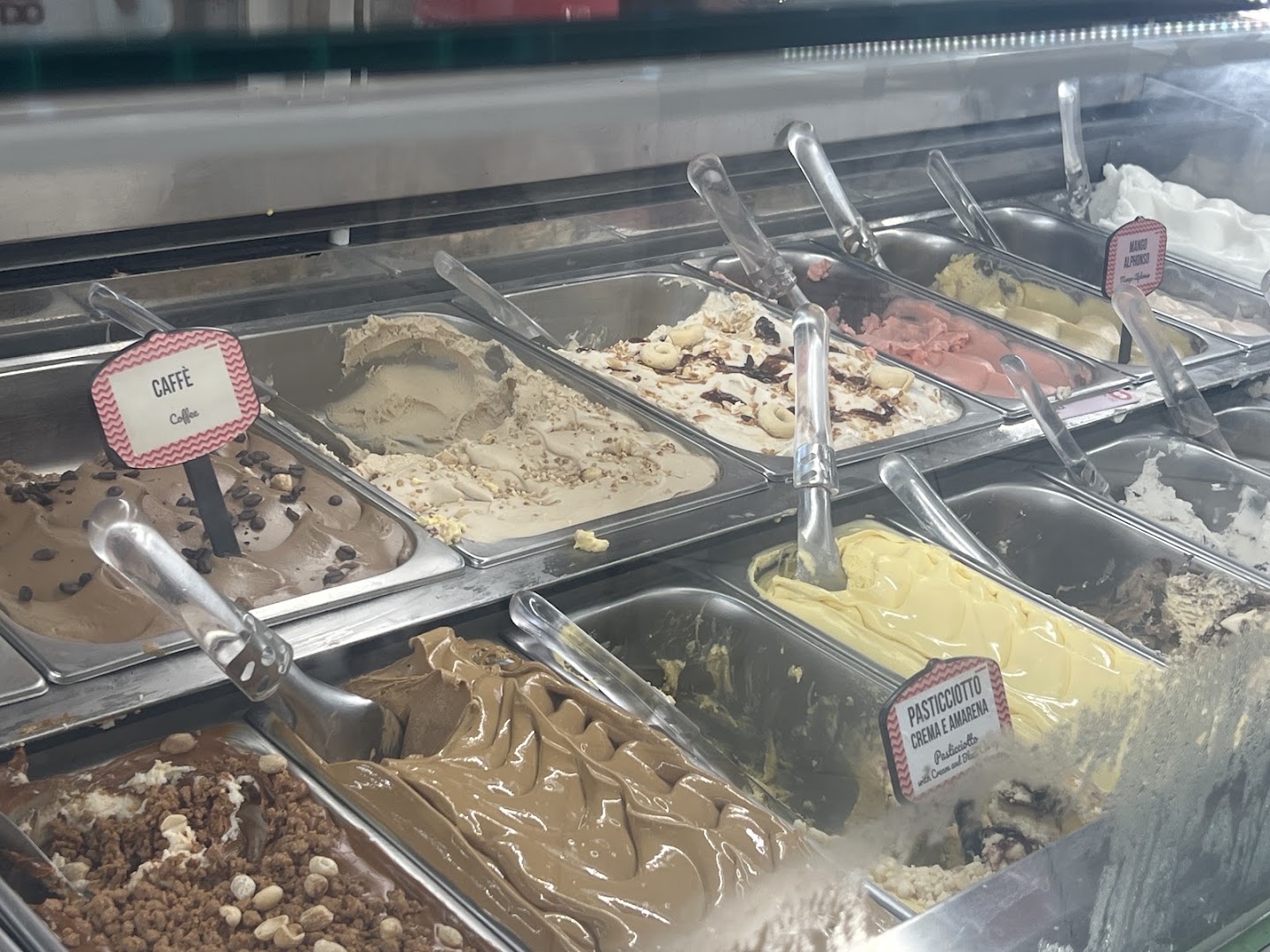Sandrino Gelateria Aeroporto Bari Palese