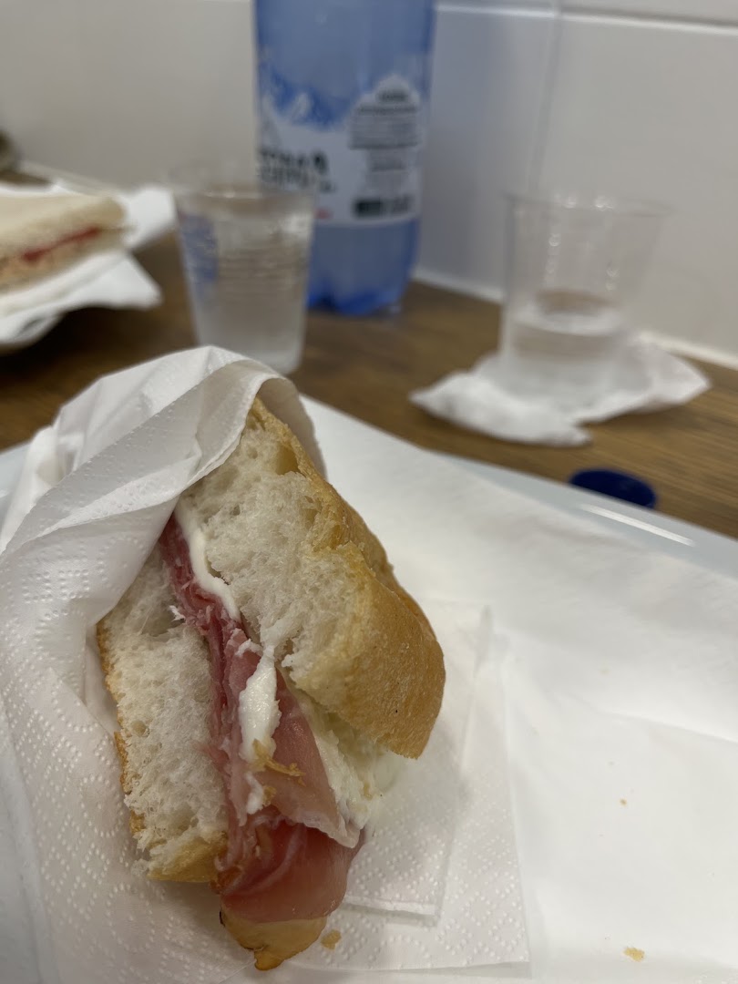 Sandwich Club