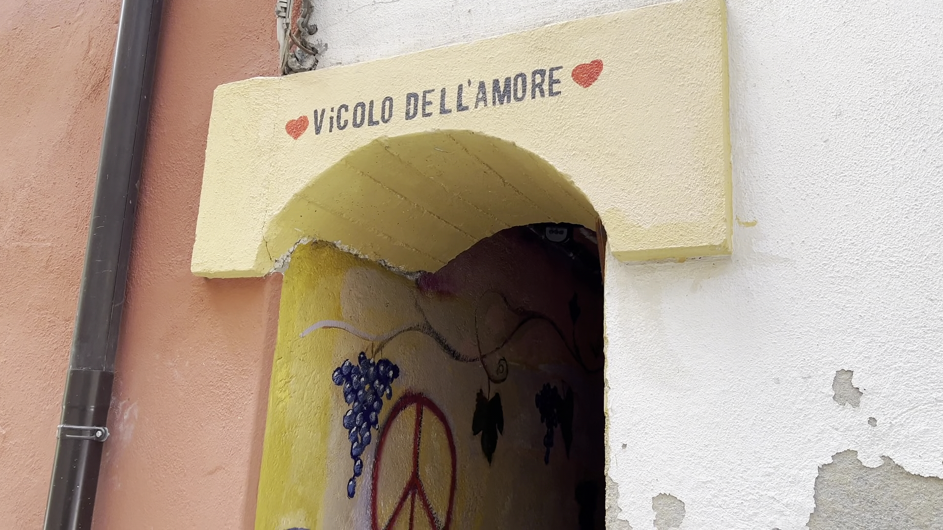 Sant'Angelo le Fratte Murales, Sant'Angelo Le Fratte