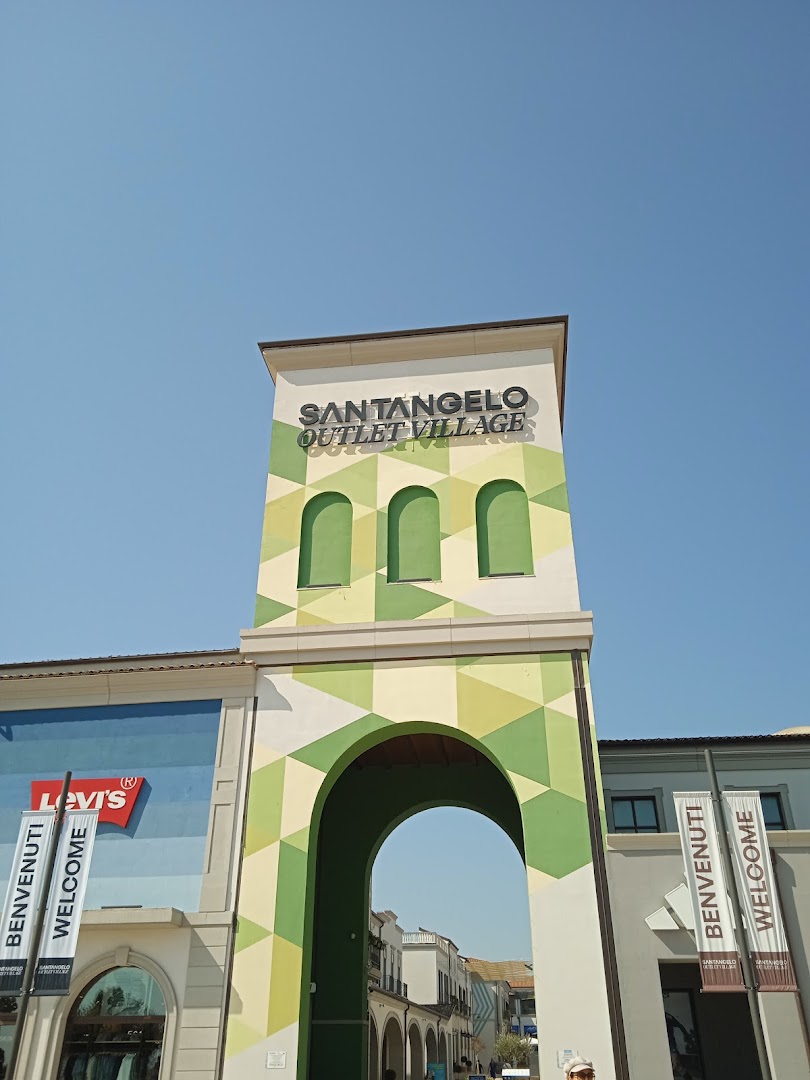 Santangelo Outlet Village