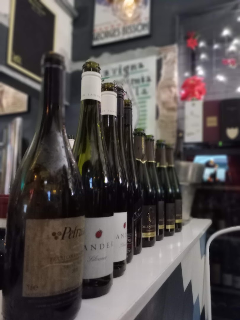 Santo Bevitore Enoteca