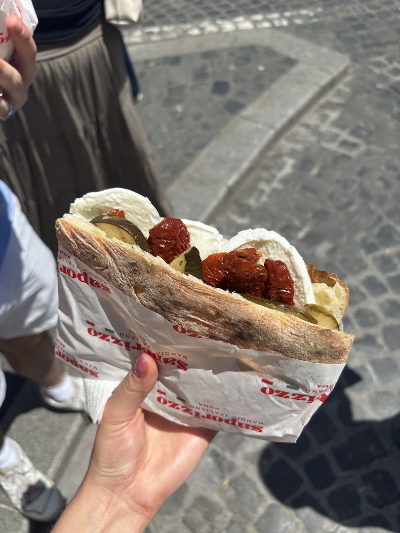 Saporizzo, Roma