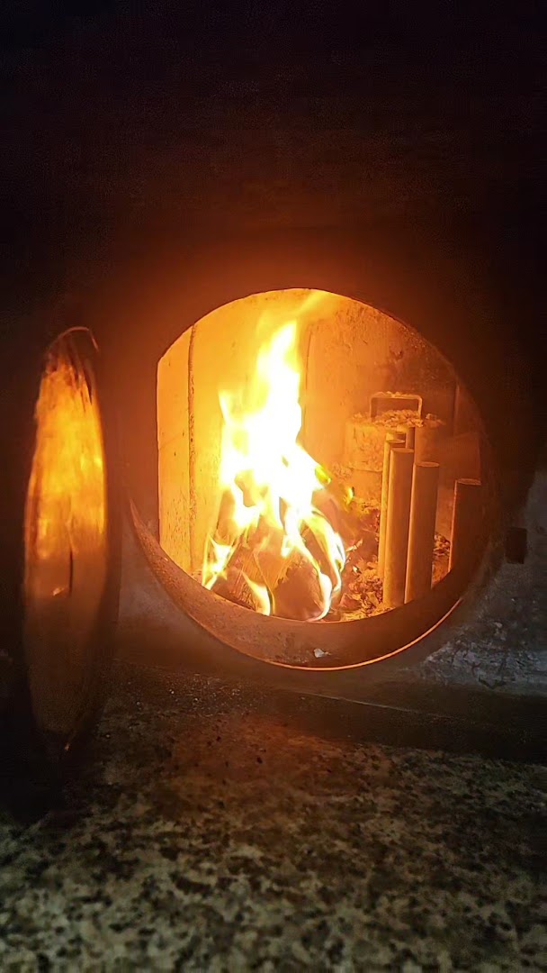 Saray Döner Kebap - Forno a legna