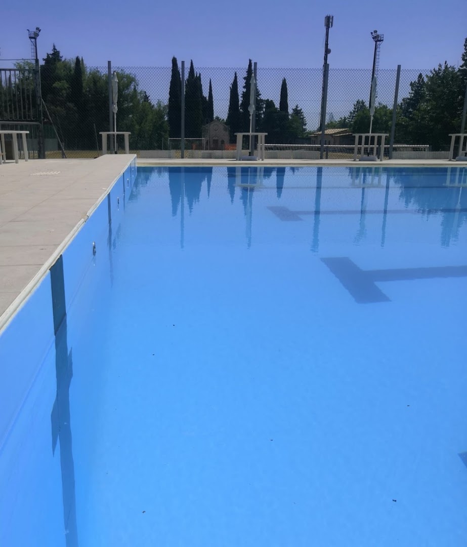 Sauloon In Piscina