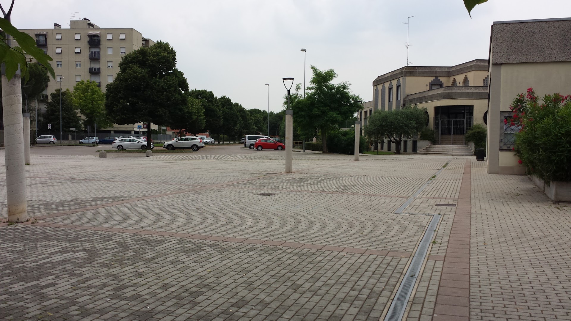 Saval Piazza