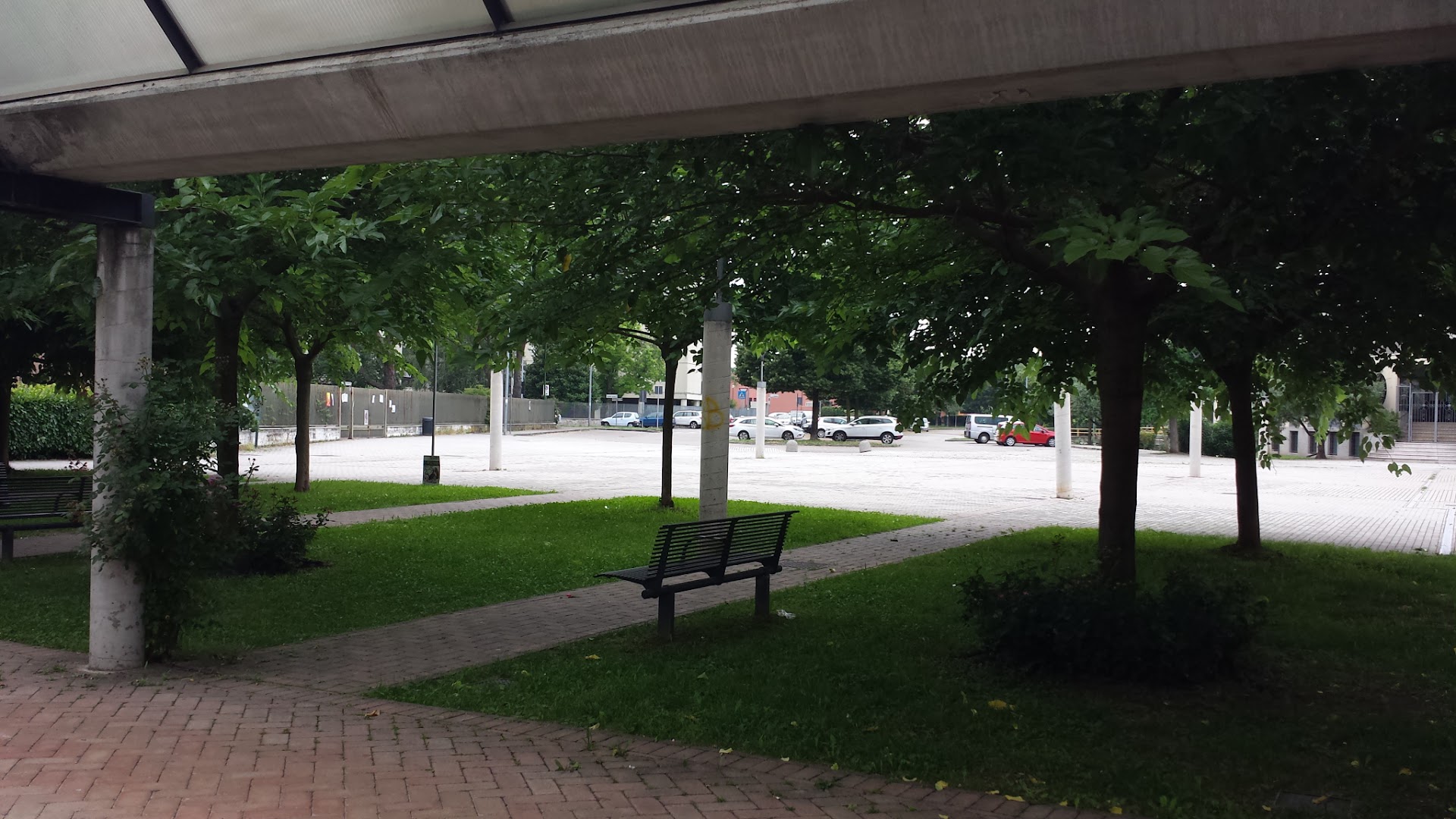 Saval Piazza