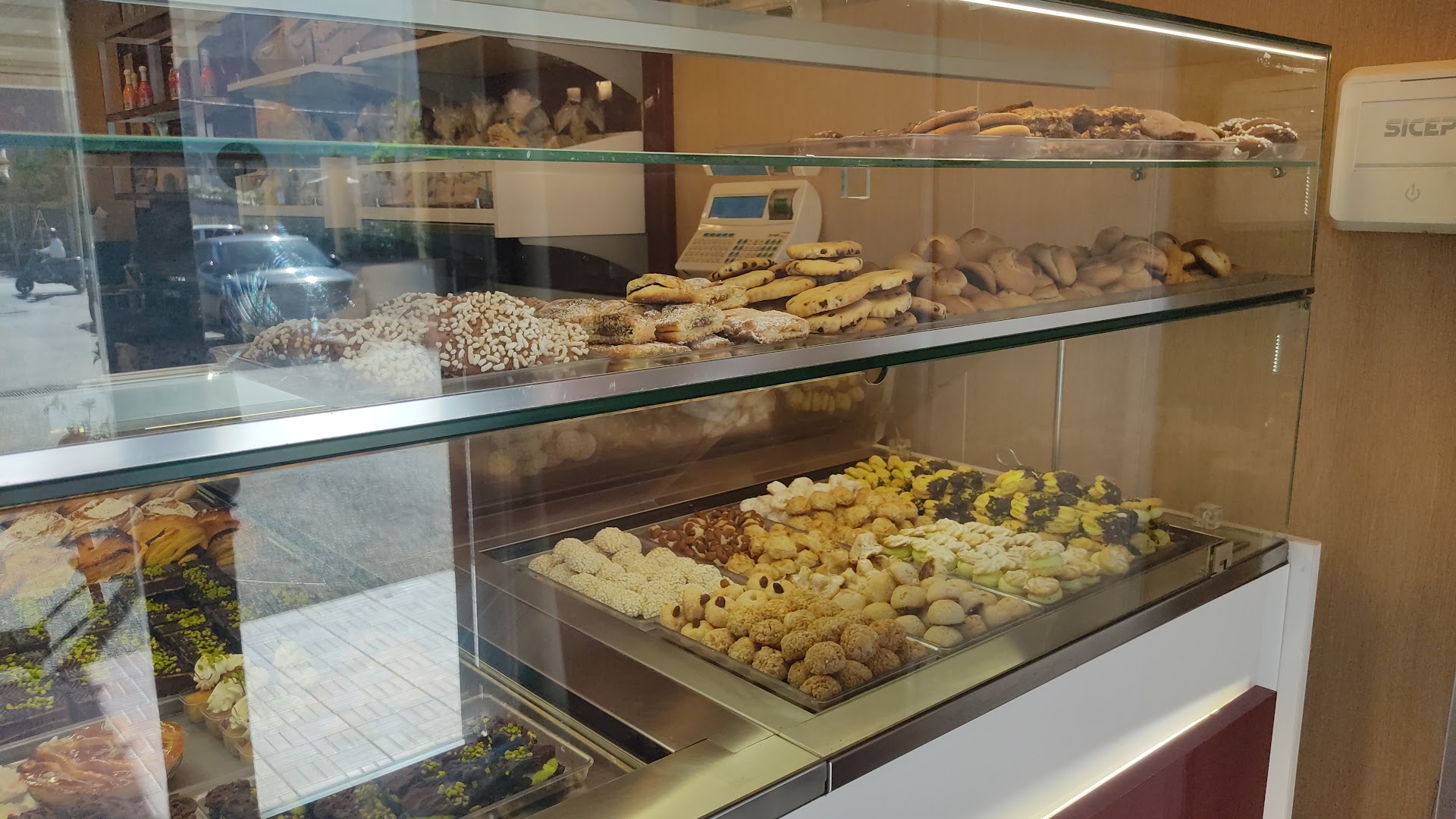 Scalavino I sapori della Tradizione, Carini