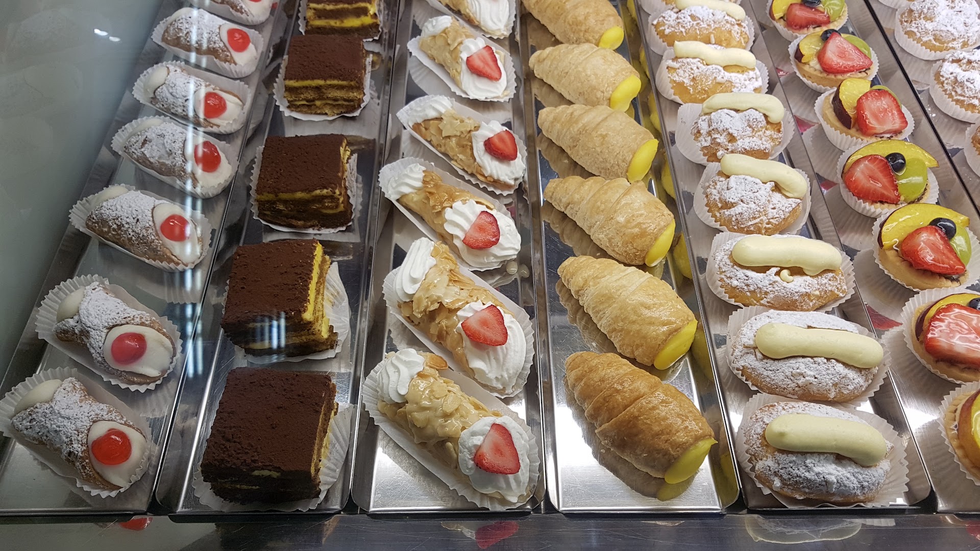 Scarpato la bottega del dolce