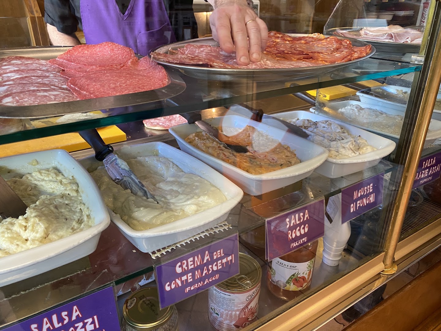Scheggi Panineria Vineria