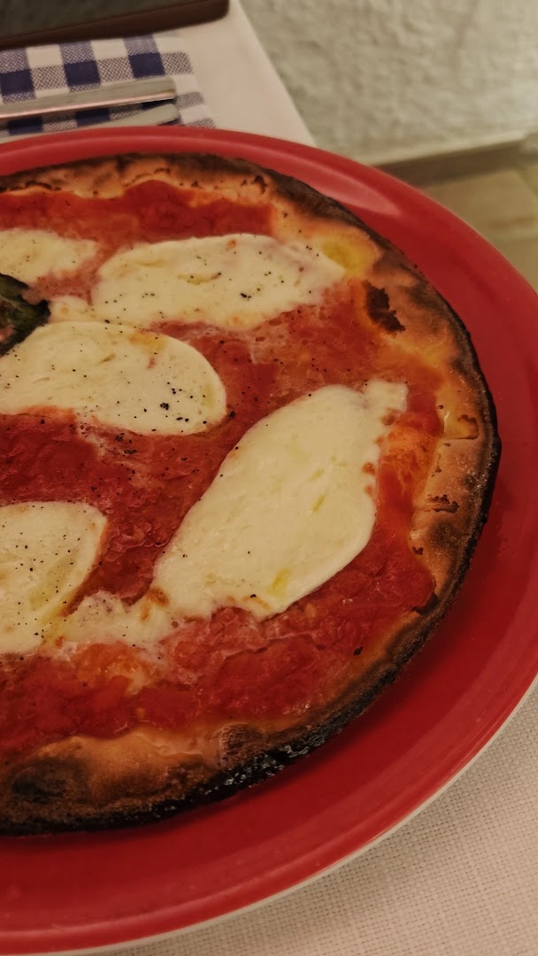 Sciué Solari, Milano