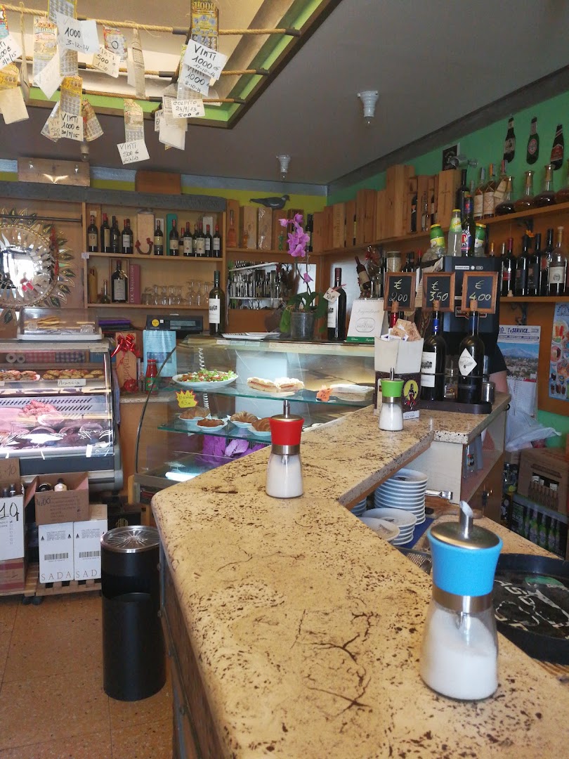 Scornabecchi, Cecina
