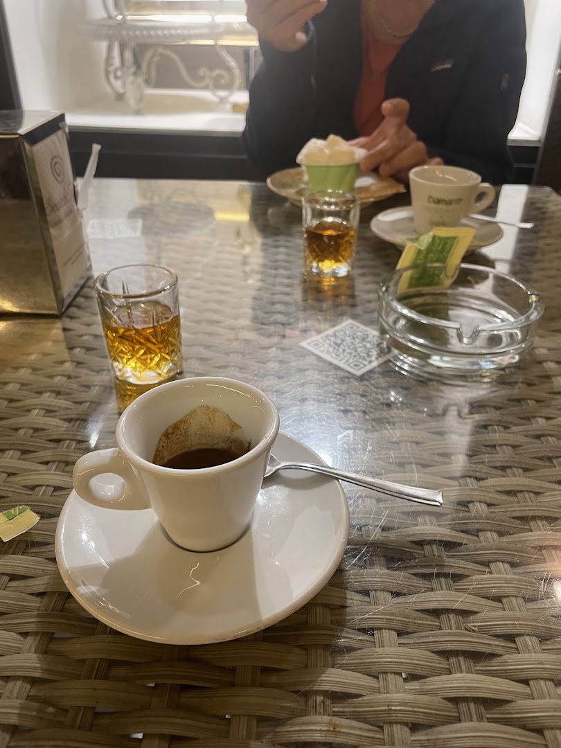 Scotch Bar
