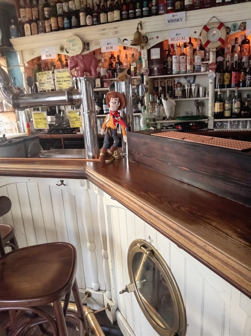 Scott Duff Pub