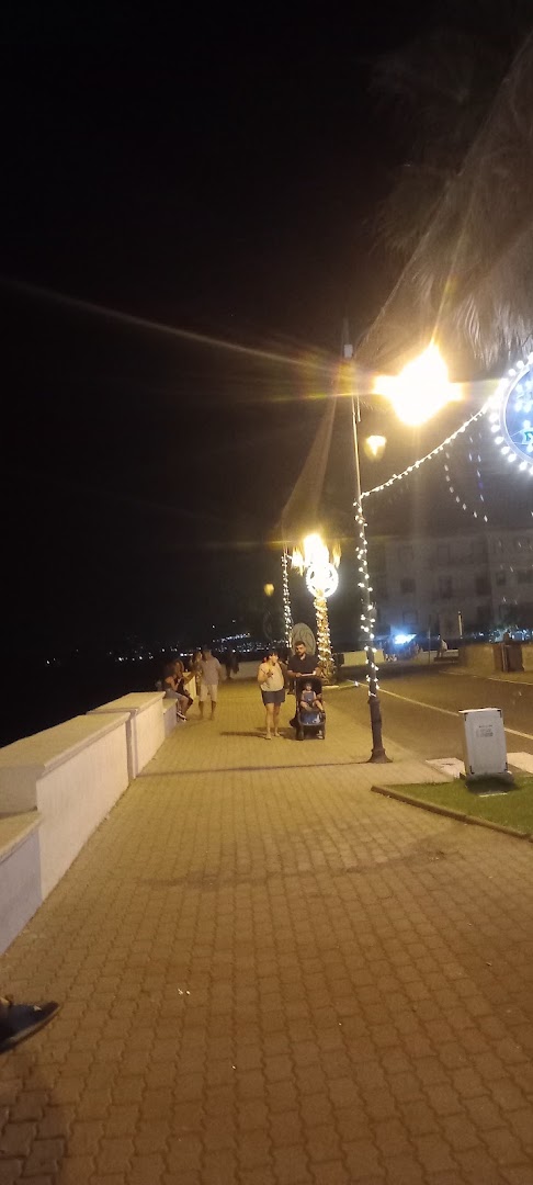 Sea Lounge