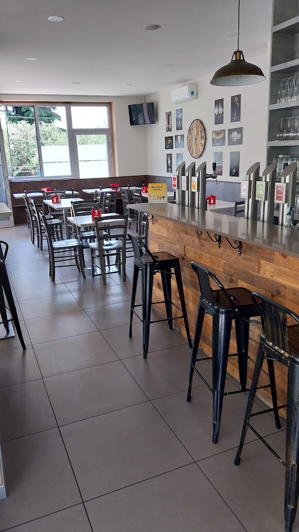 Seb's bar