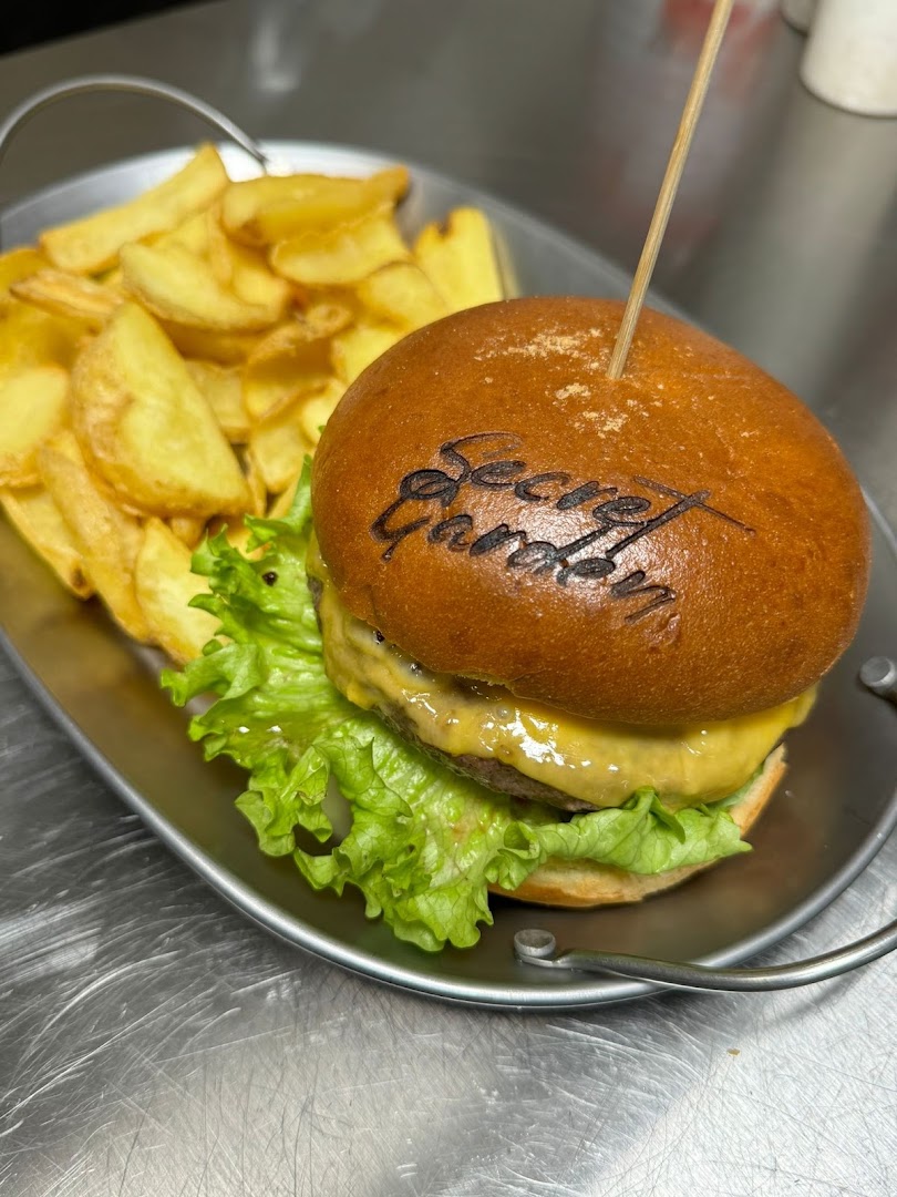 Secret Garden bistro - SUeGIO, Santo Stefano Ticino