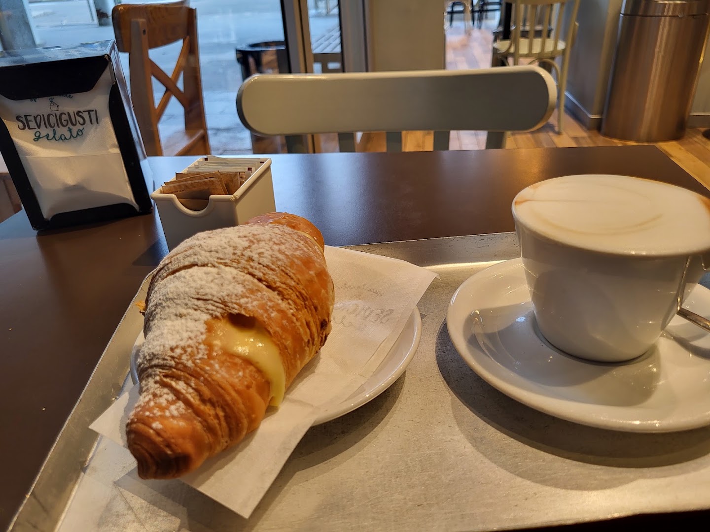 Sedicigusti
