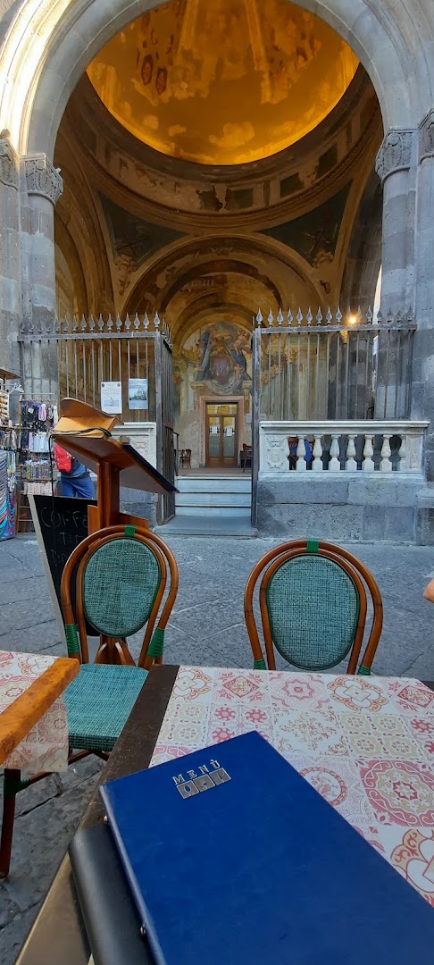 Sedil Dominova, Sorrento