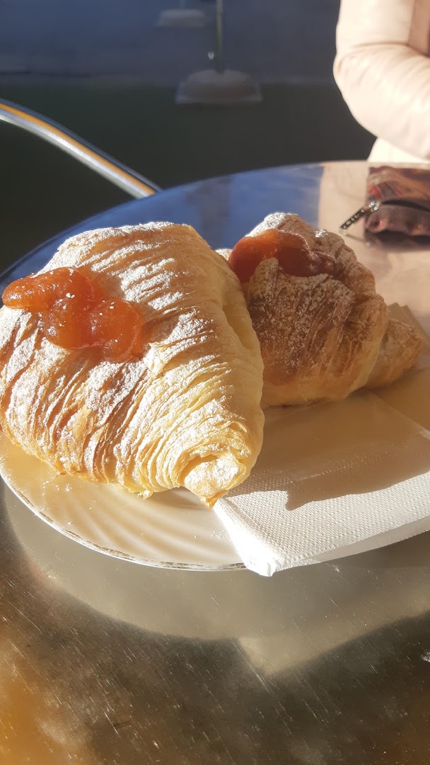 Segafredo Caffè - Pasticceria Caffetteria Cavicchio