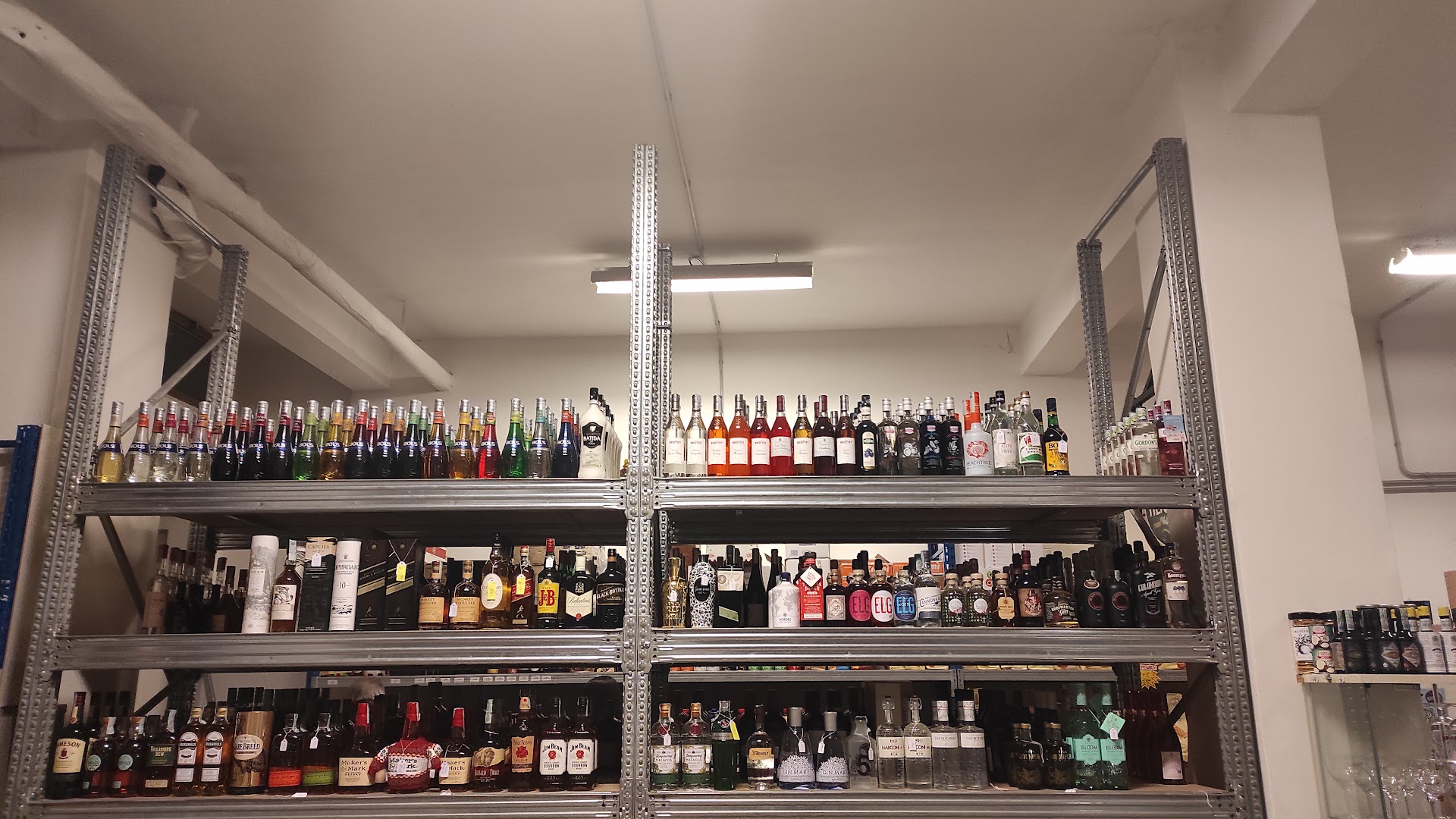 Semeraro Distribuzioni HORECA-BOTTIGLIERIA