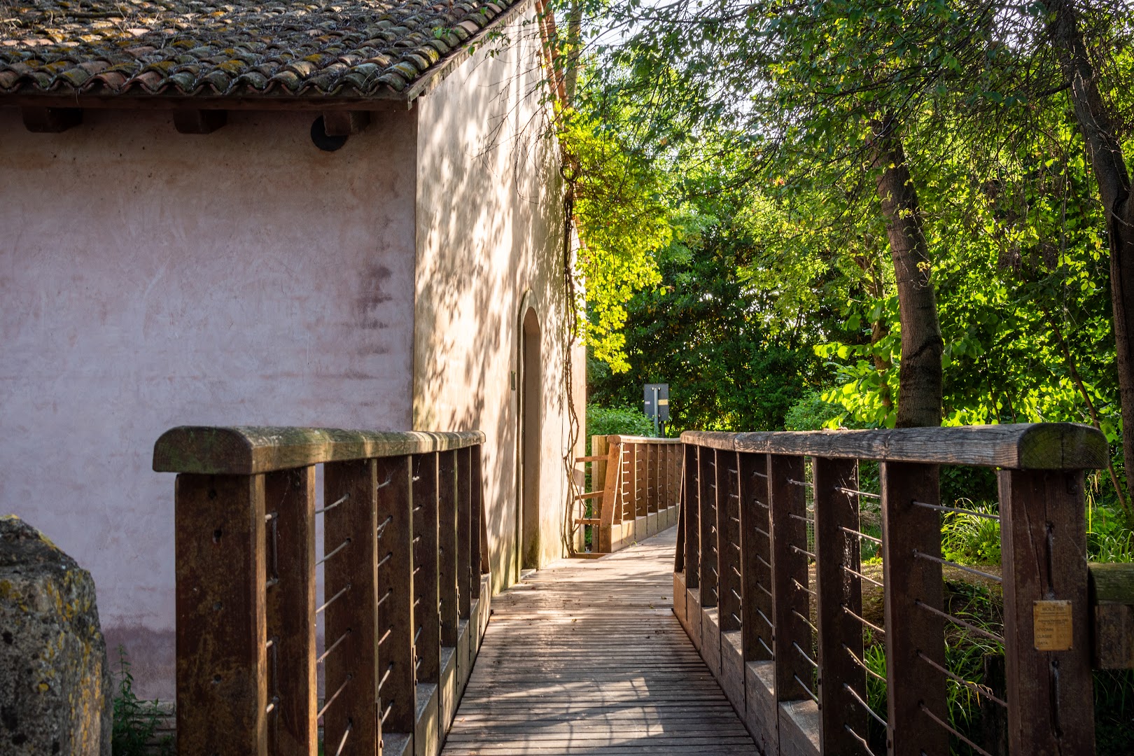 Semplicemente _ Borgo Stalis SUITES • RISTORANTE • PISCINA & SPA • ESPERIENZE • COMMUNITY