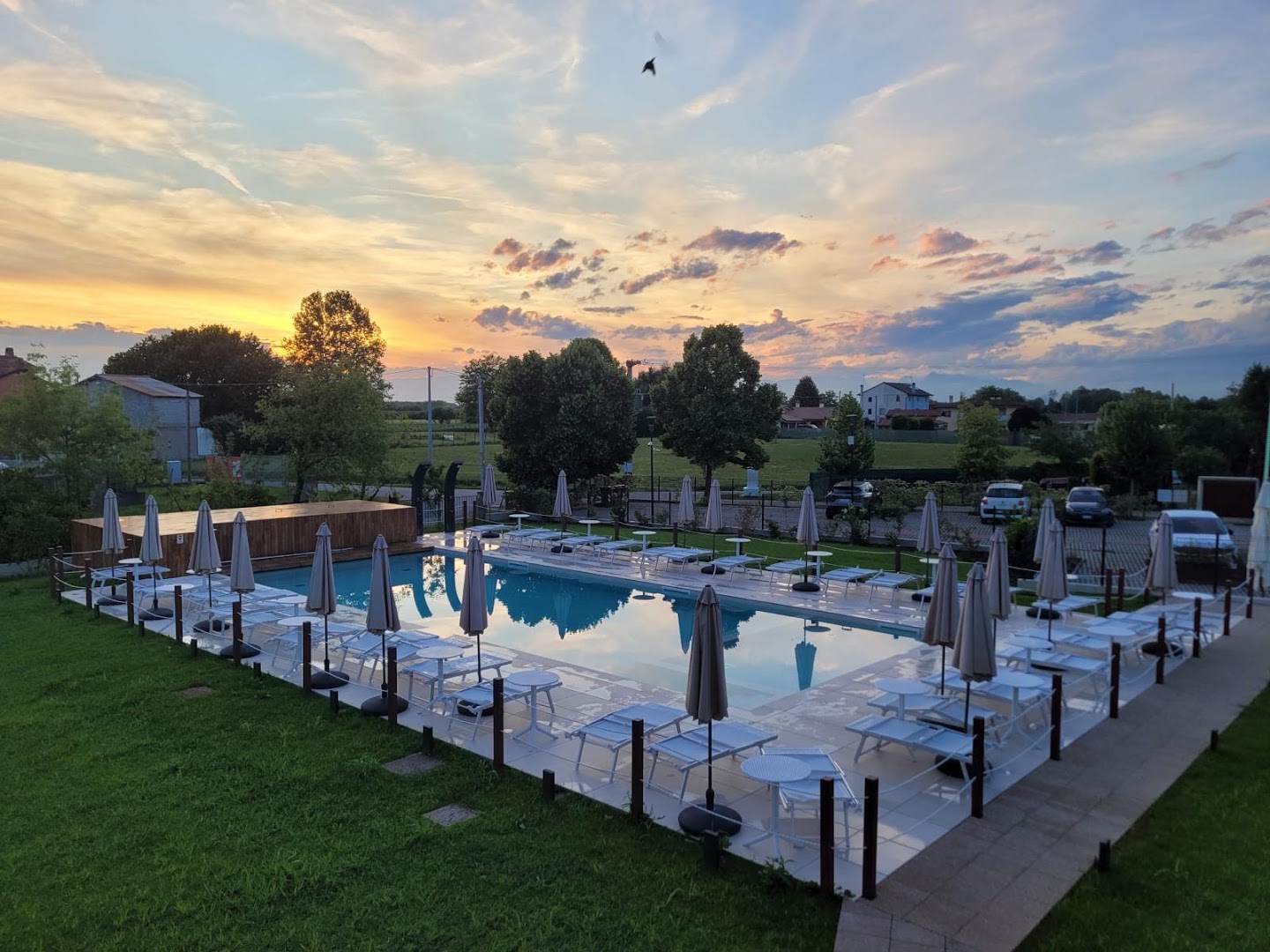 Semplicemente _ Borgo Stalis SUITES • RISTORANTE • PISCINA & SPA • ESPERIENZE • COMMUNITY