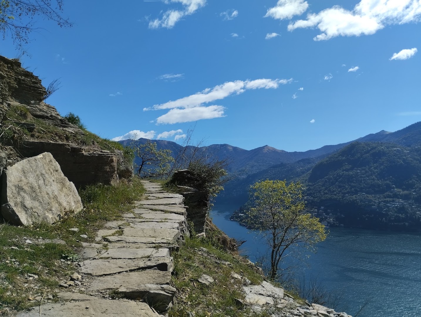 Sentee di Sort, Cernobbio