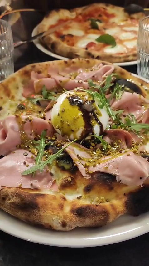 Senti Che Pizza
