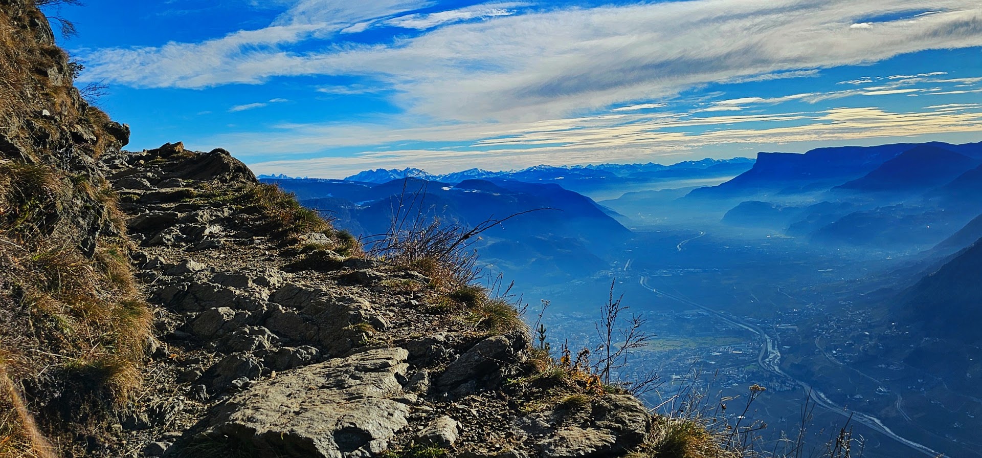 Sentiero delle rocce di Velloi, Tirolo