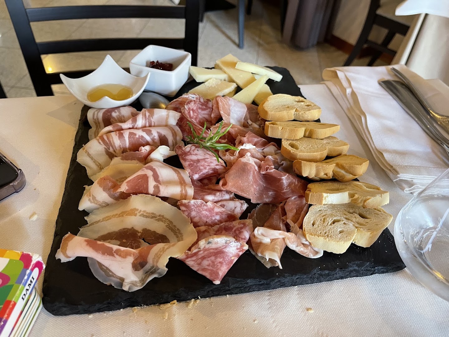 Ser Petracco Enoristorante