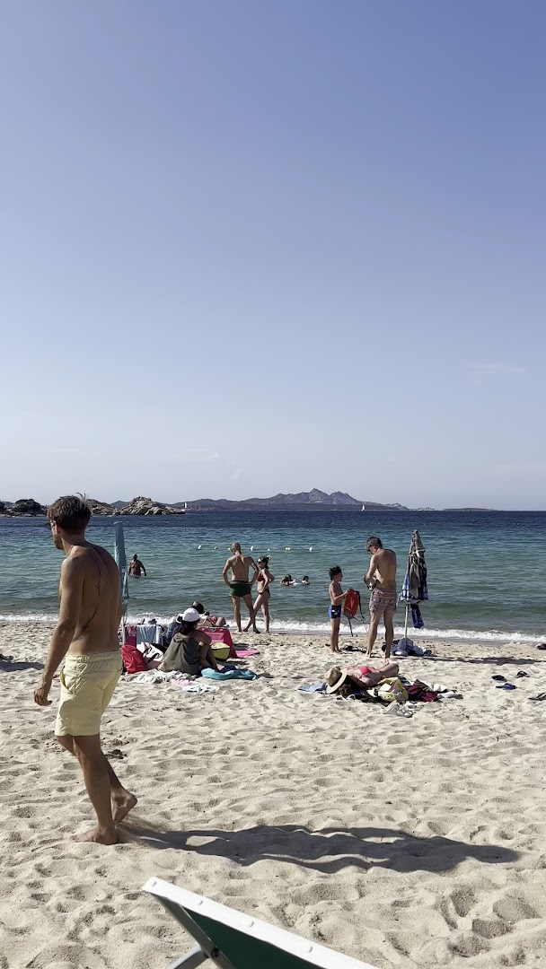 Servizio noleggio ombrelloni Approdobeach