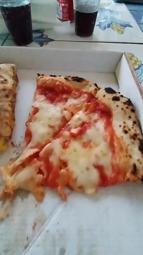 Sfizi di Pizza Restaurant di Mario Rossi e Abbadia Carla