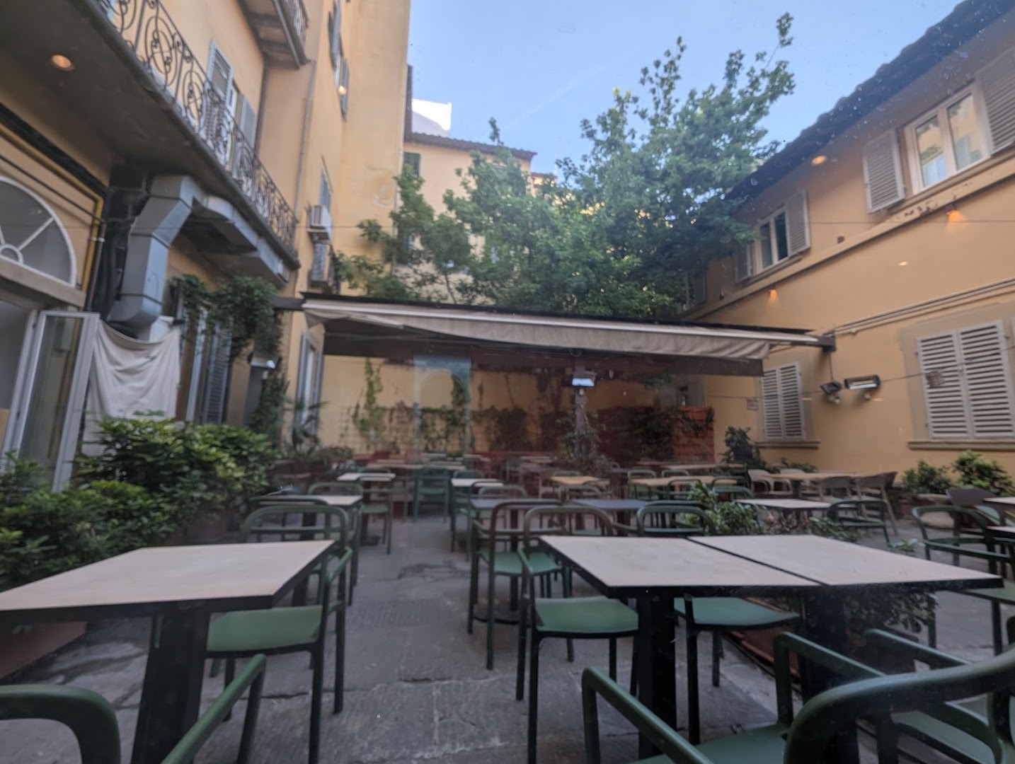 Shake Café