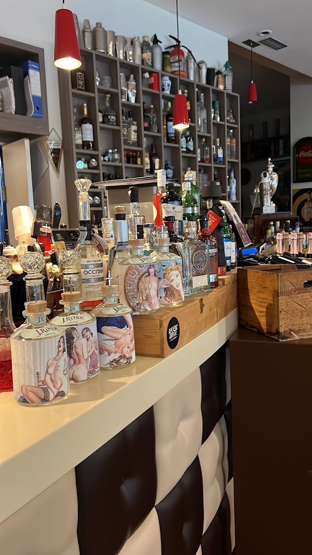 Shaker Club Cafè