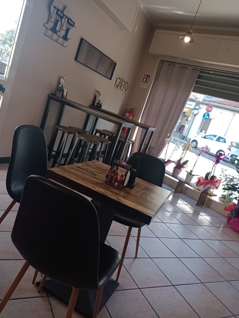 She Bar - Coffee, Drink & Food