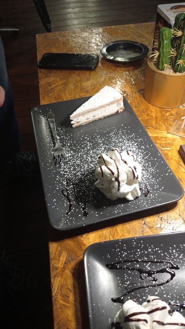 Shine Café