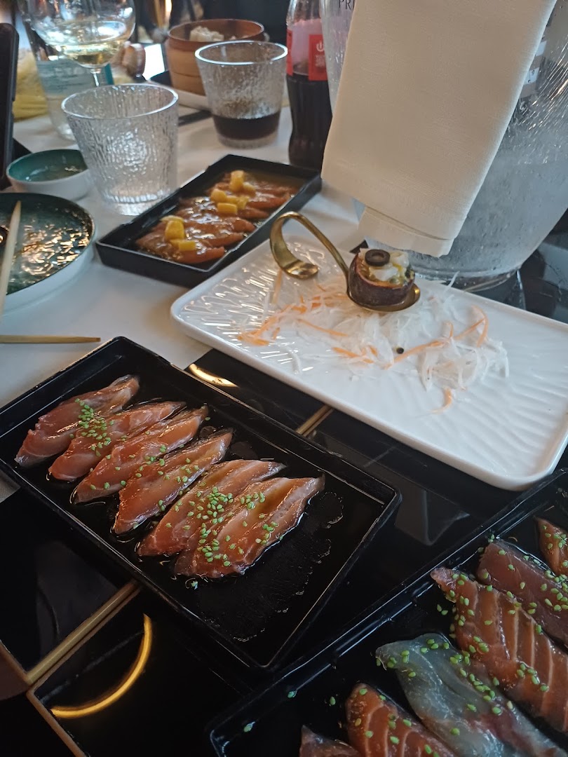 Shinko sushi restaurant