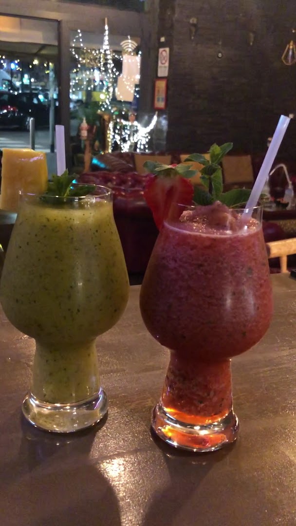 Shisha Milano Sherazade2 bar con narghilè