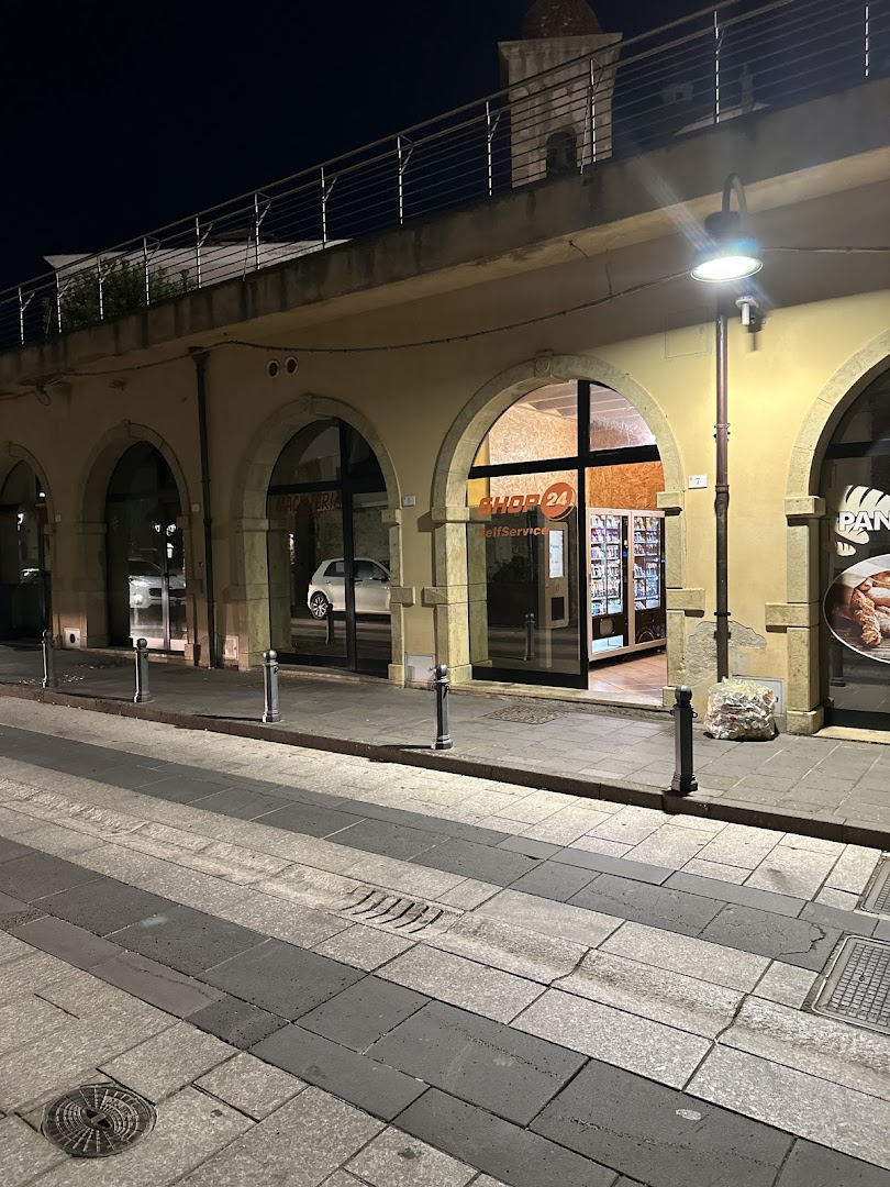 Shop h24, Ales